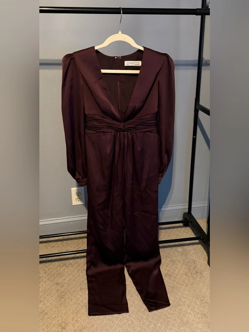 NWOT Mac Duggal Plunging Satin Jumpsuit in Plum